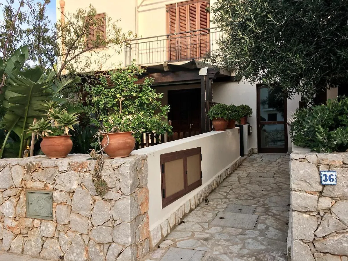 Apartment Appartamento Bluoltremare San Vito Lo Capo Italy